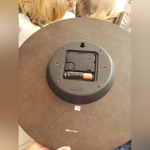 2 roosters and a clock - Picture 5 of 7